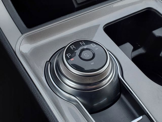 Used 2024 Ford Edge SEL w/ Convenience Package image 23