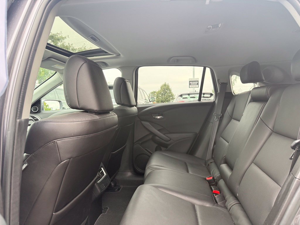Used 2017 Acura RDX w/ Technology Package AWD/4WD image 15