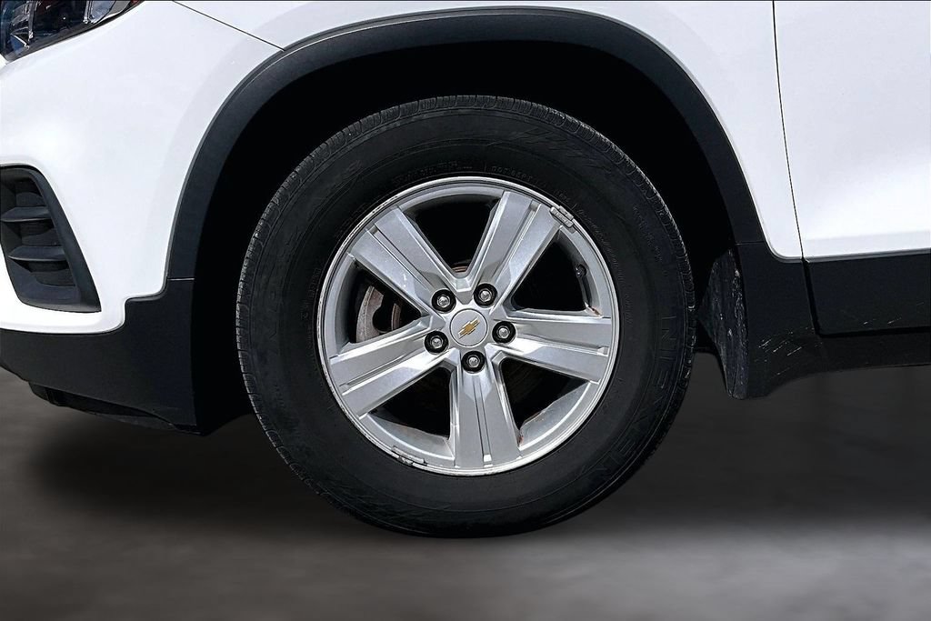 Used 2020 Chevrolet Trax LS FWD image 10