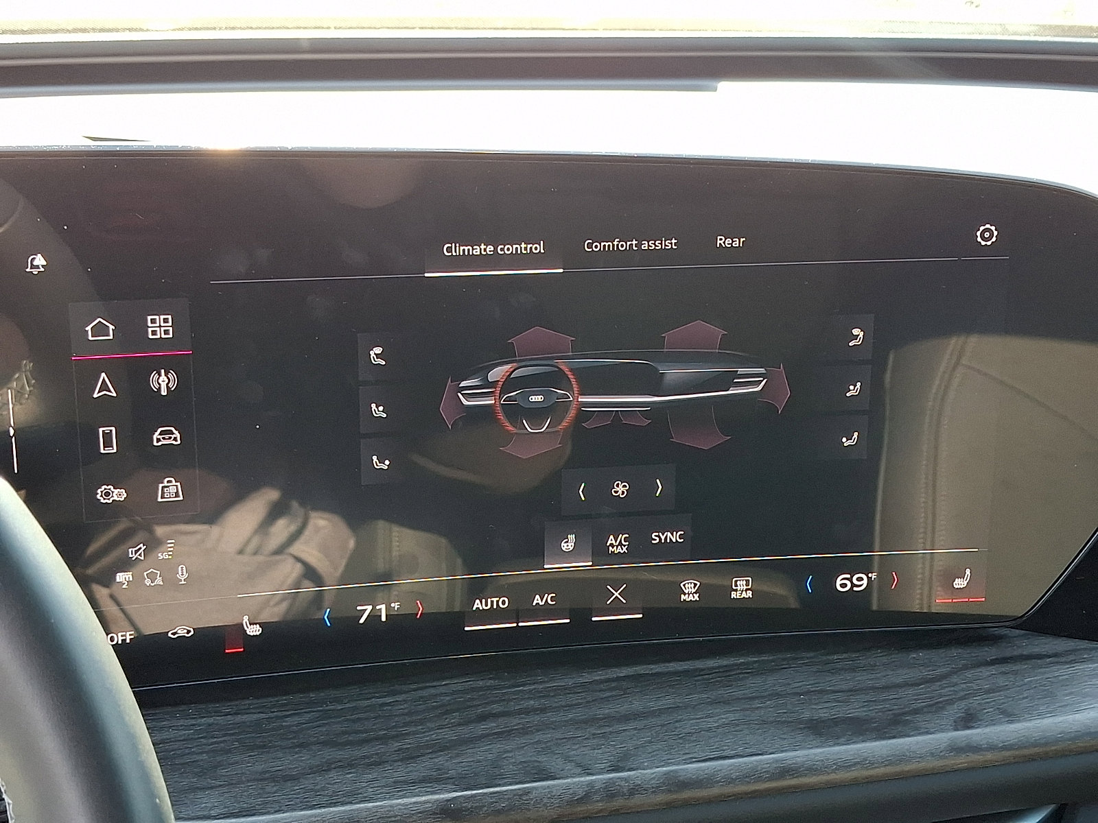 Used 2025 Audi Q5 Premium w/ Convenience Package image 18