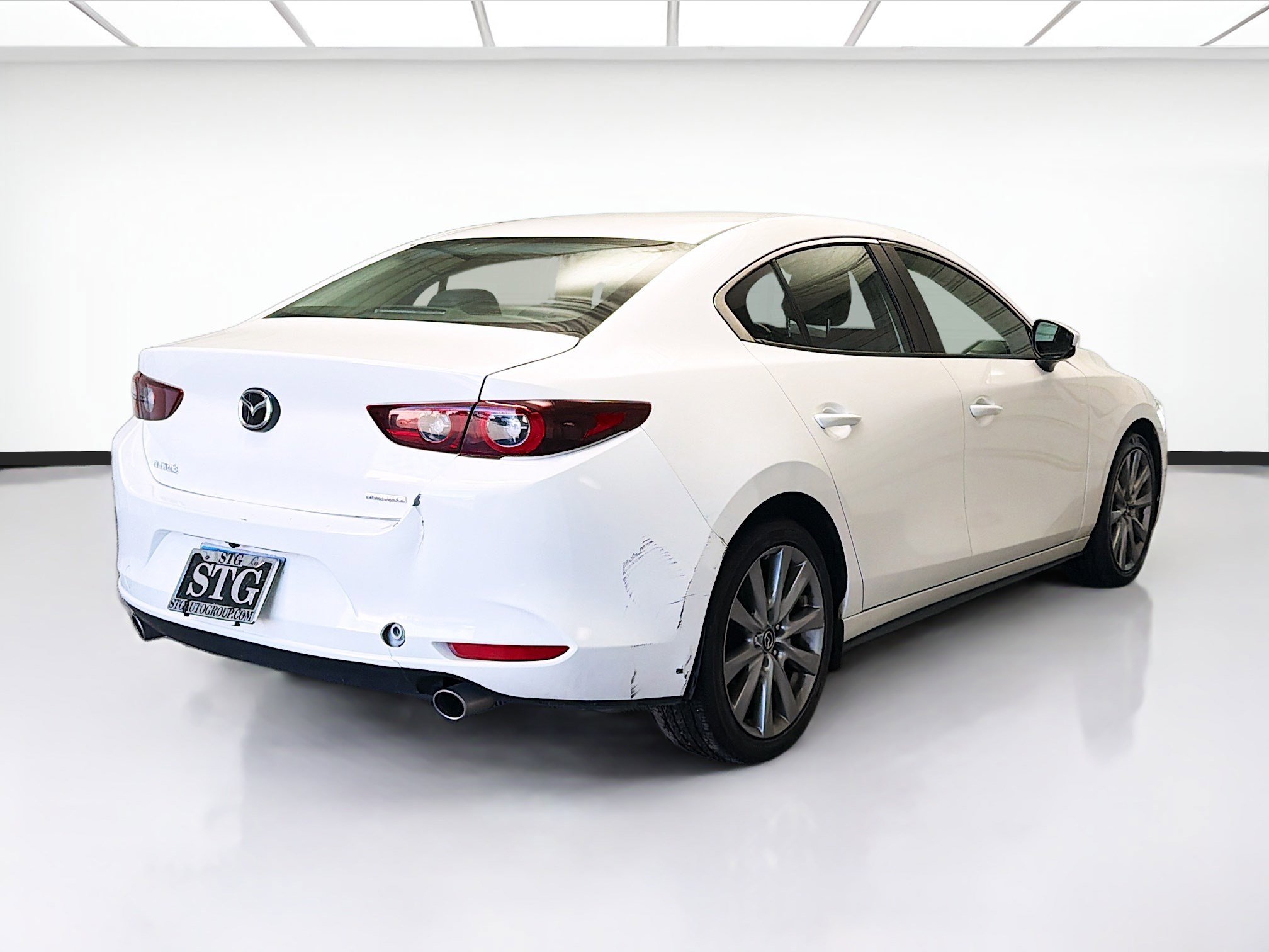 Used 2023 MAZDA MAZDA3 s image 4