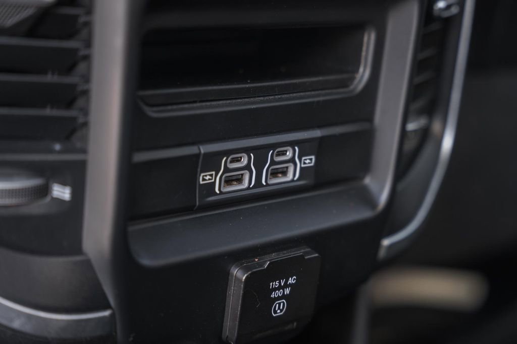 Used 2021 RAM 3500 Laramie w/ Night Edition image 44