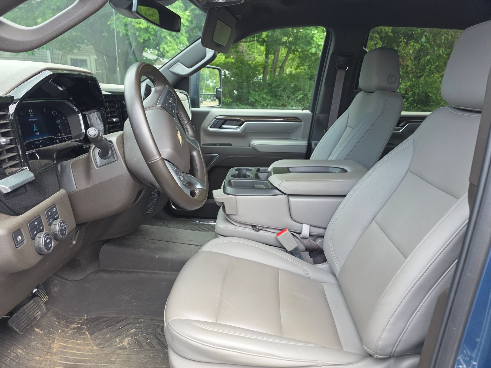 Used 2024 Chevrolet Silverado 2500 LT w/ All Star Edition AWD/4WD image 13