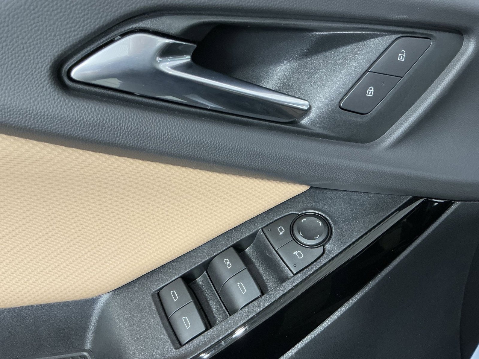 New 2026 Chevrolet Equinox ACTIV image 23