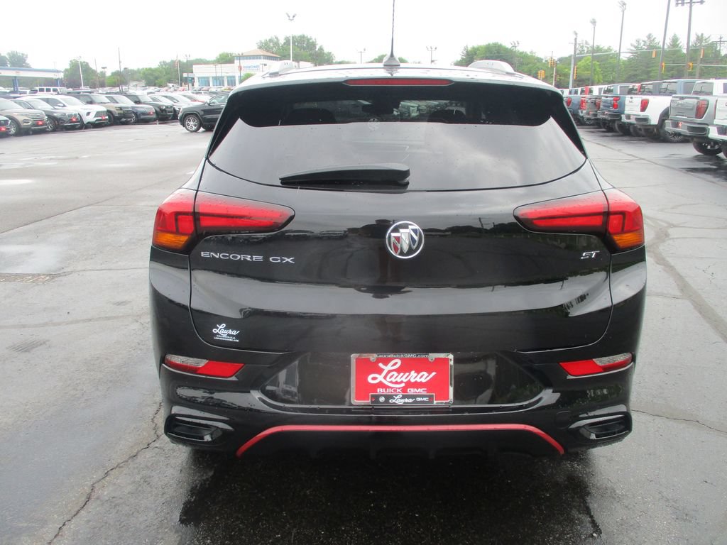 Certified 2021 Buick Encore GX Preferred w/ Sport Touring Package FWD image 7