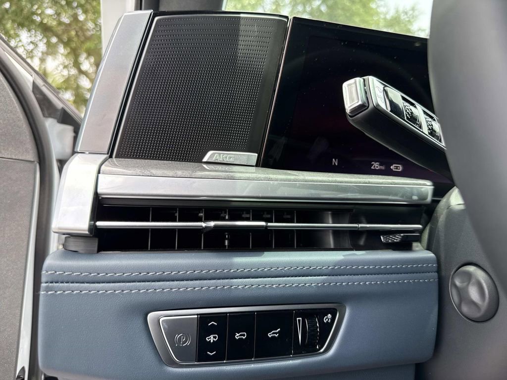 New 2025 Cadillac Escalade IQ Sport 2 w/ LPO, ONYX Package image 33