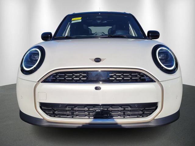 New 2026 MINI Cooper 4-Door Hardtop FWD image 2