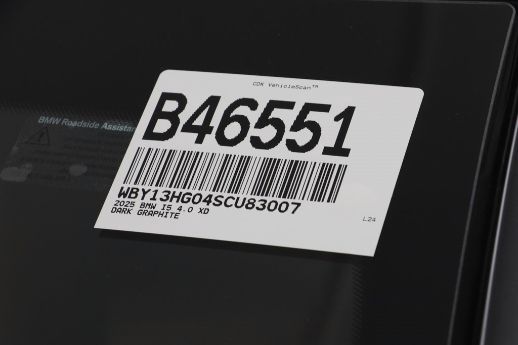 New 2025 BMW i5 xDrive40 w/ Premium Package image 27