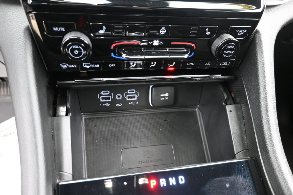 Used 2024 Jeep Grand Cherokee L Altitude AWD/4WD image 22