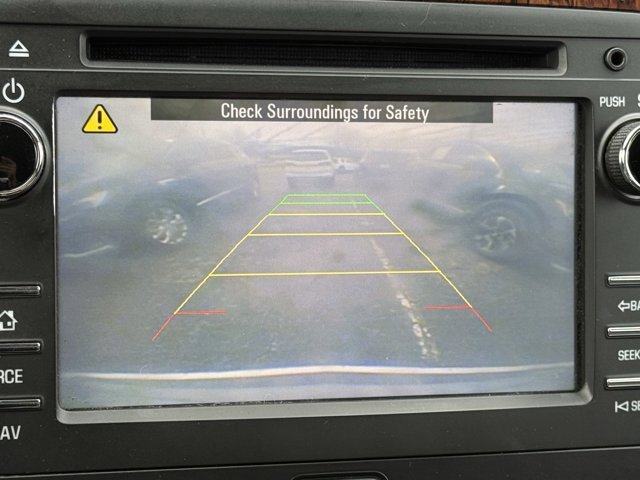 Used 2014 Chevrolet Traverse LT image 29