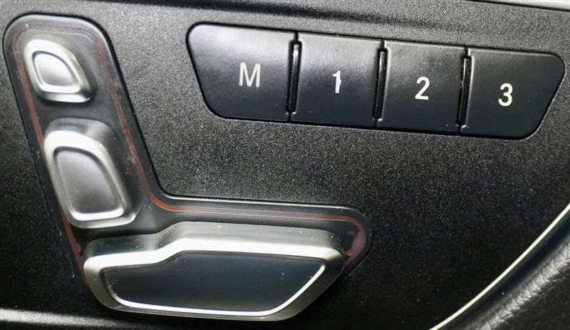 Used 2017 Mercedes-Benz CLA 250 4MATIC image 37