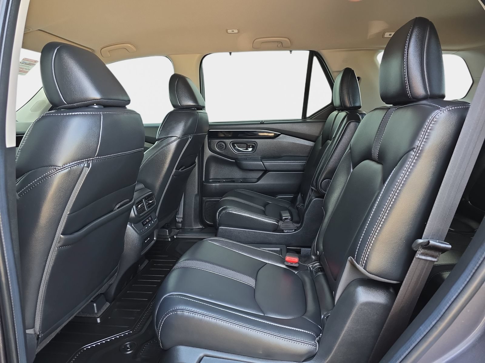 Used 2024 Honda Pilot EX-L image 14