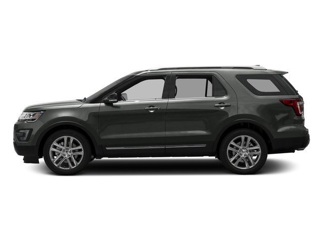 Used 2017 Ford Explorer XLT w/ Equipment Group 201A AWD/4WD image 6
