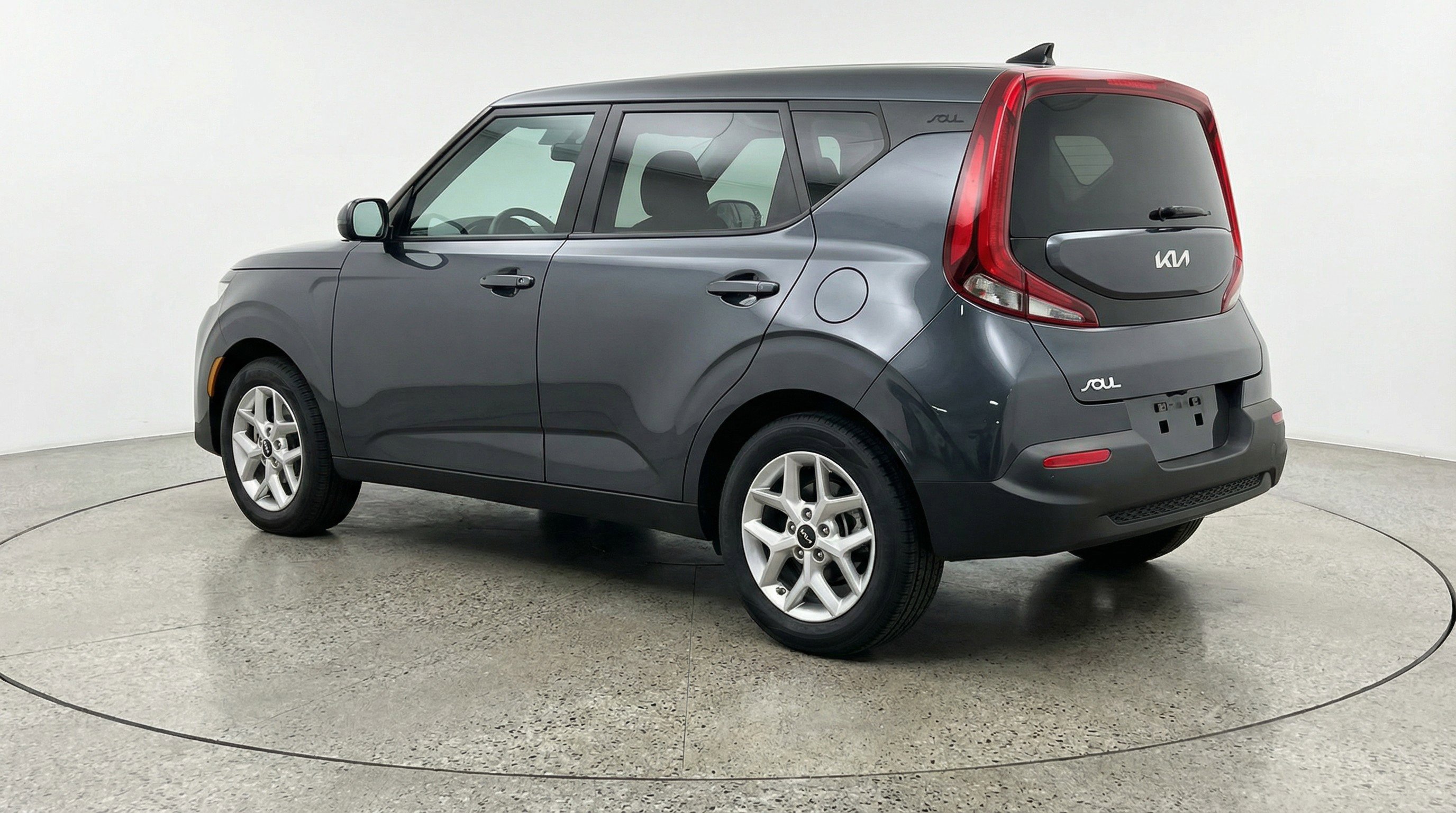 Used 2025 Kia Soul LX w/ LX Technology Package image 6