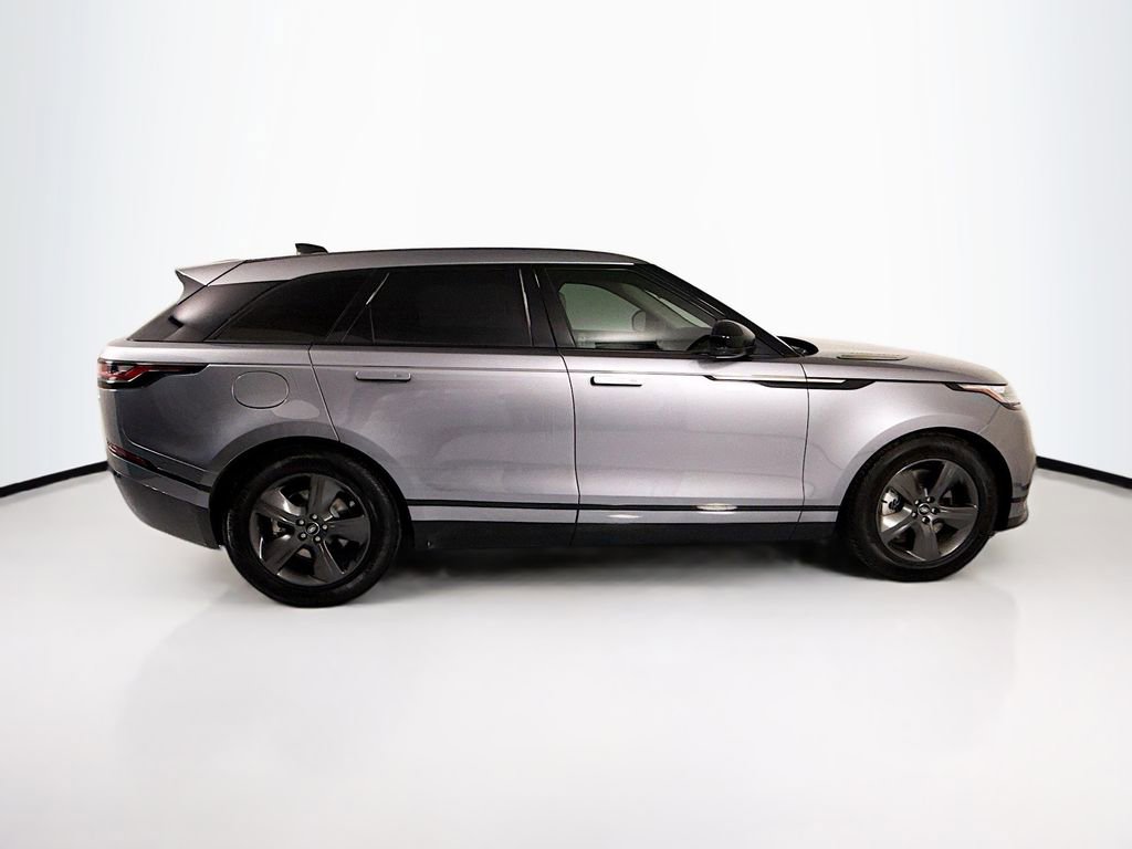 Used 2023 Land Rover Range Rover Velar R-Dynamic S image 4