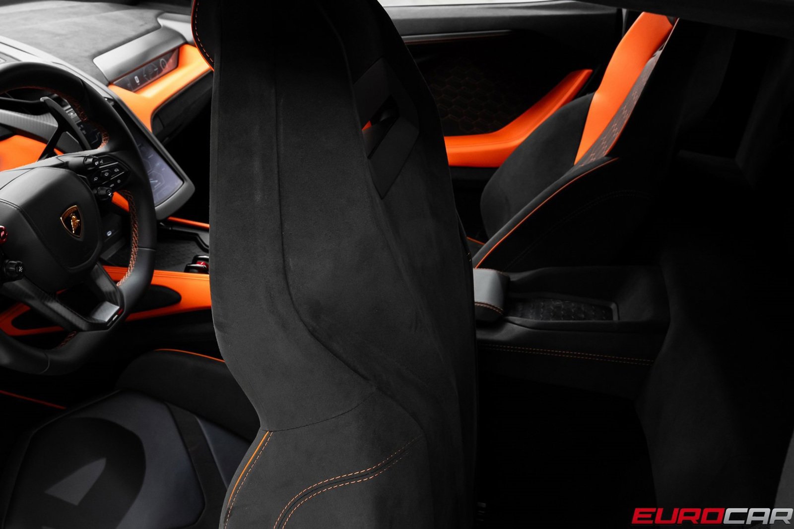 Used 2025 Lamborghini Revuelto *PASSENGER DISPLAY * FULL PPF* image 40