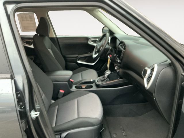 Used 2024 Kia Soul LX w/ Option Group 015 image 16