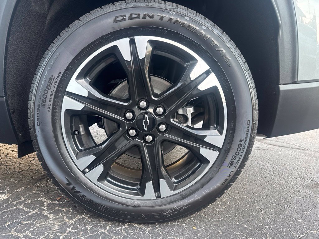 New 2027 Chevrolet Traverse LT AWD/4WD image 11