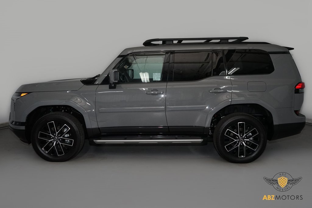Used 2025 Lexus GX 550 image 5