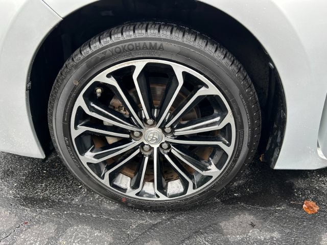 Used 2016 Toyota Corolla S Premium FWD image 38