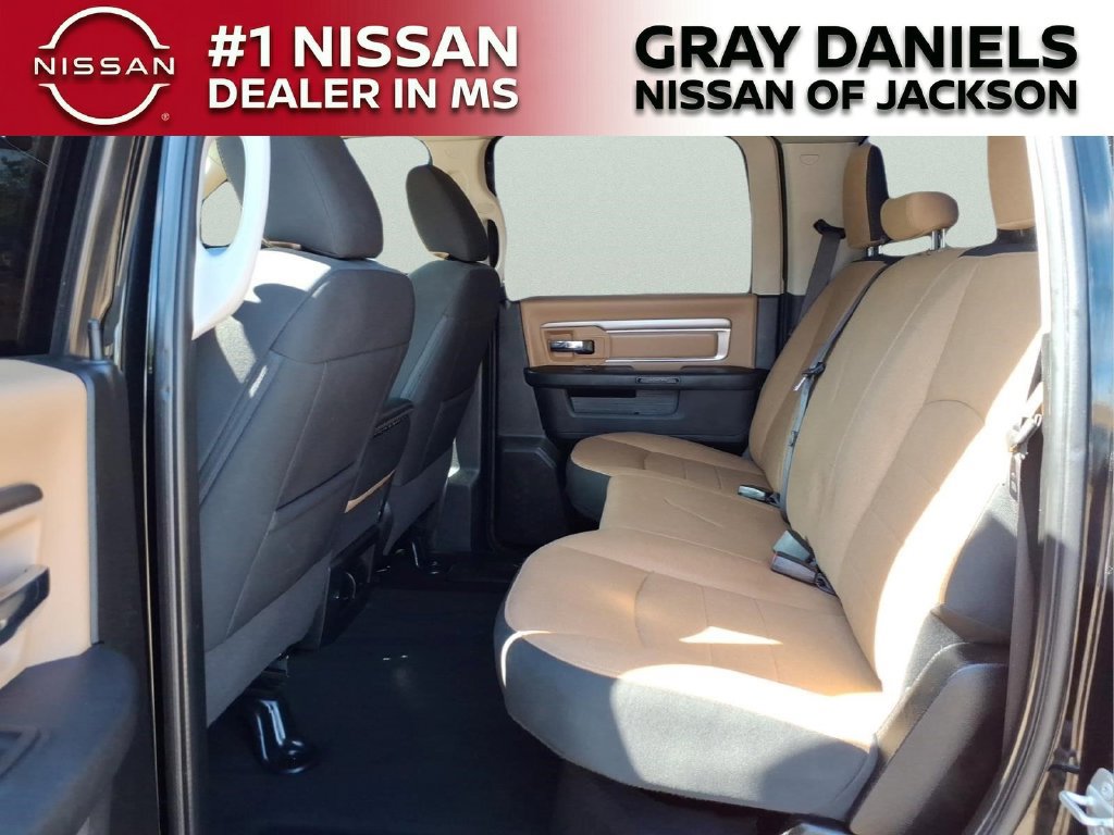 Used 2021 RAM 1500 Classic SLT AWD/4WD image 25