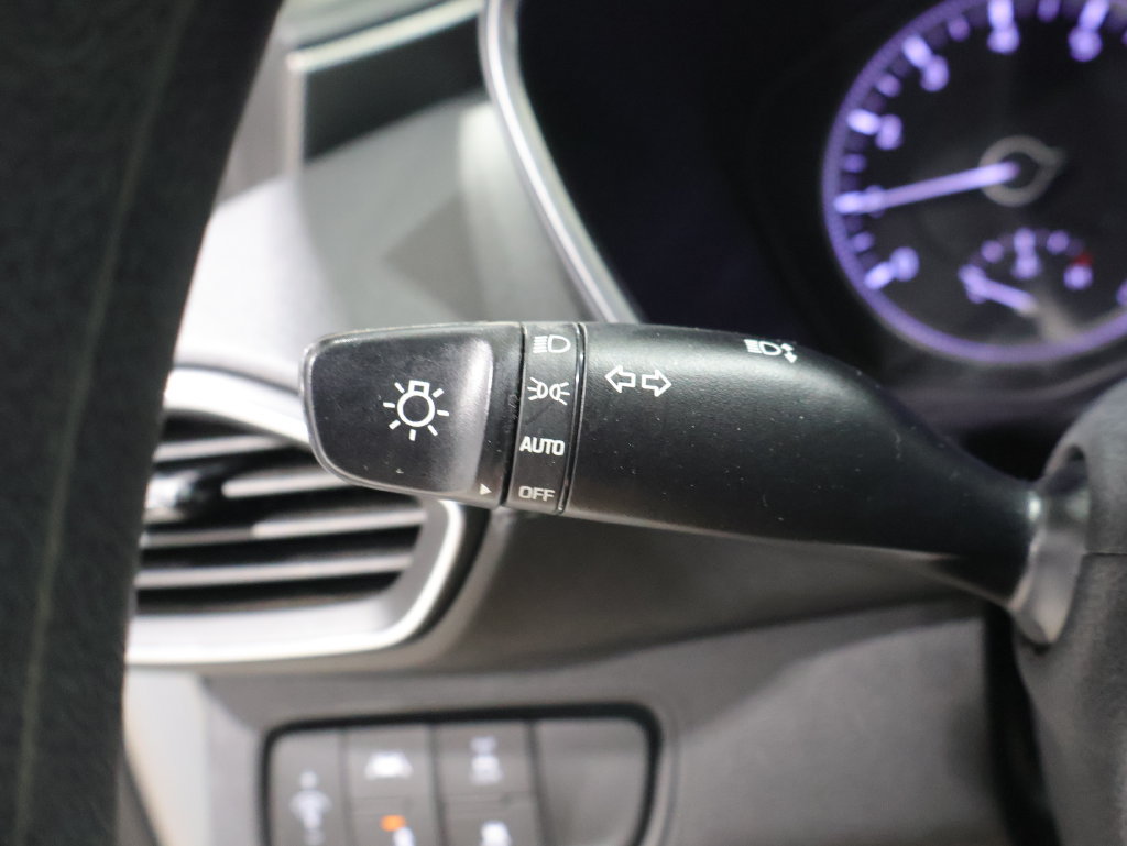 Used 2019 Hyundai Santa Fe SE AWD/4WD image 34