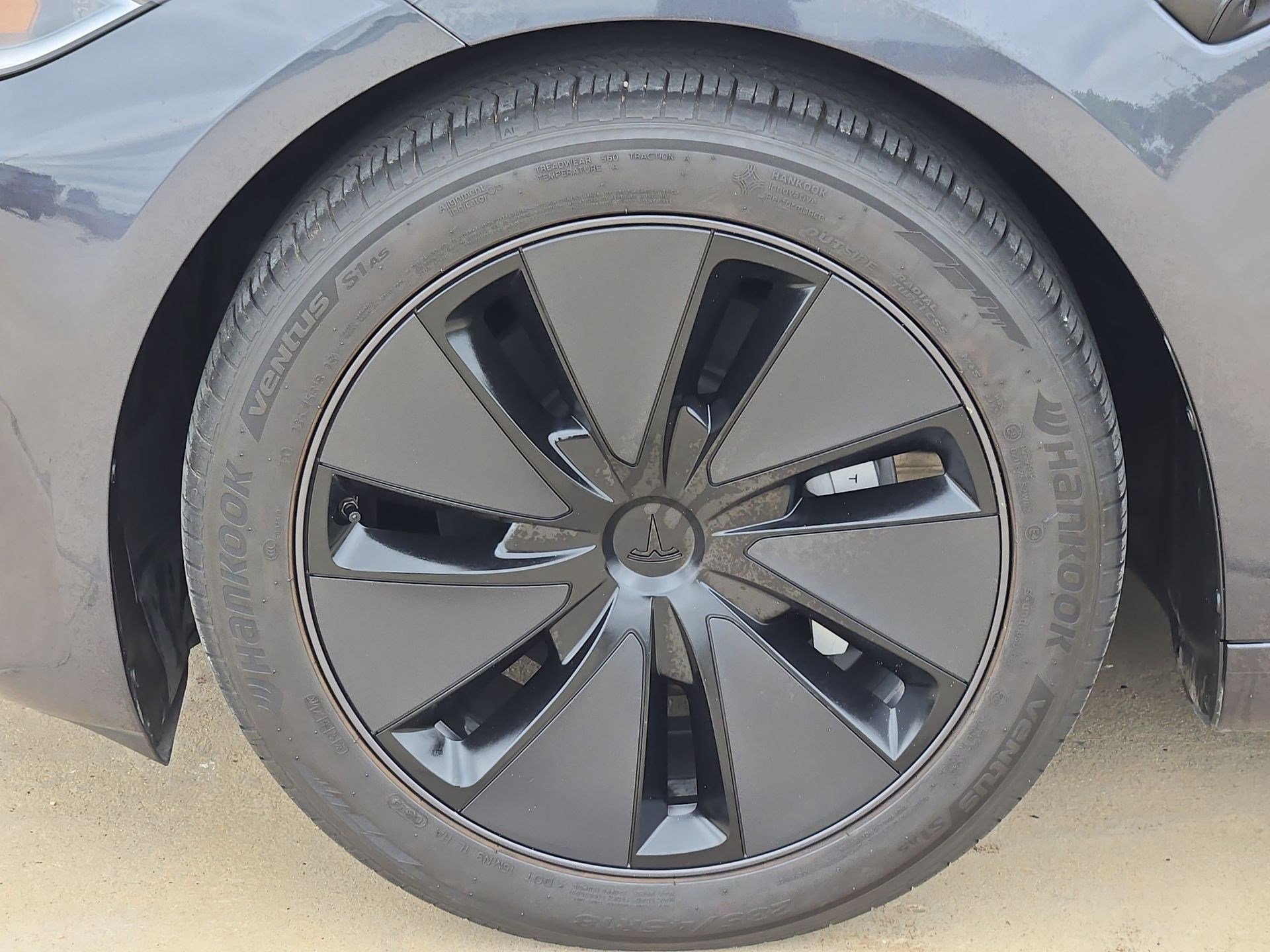 Used 2024 Tesla Model 3 Standard Range RWD image 11