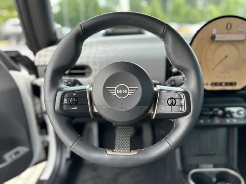 Used 2025 MINI Cooper S FWD image 21