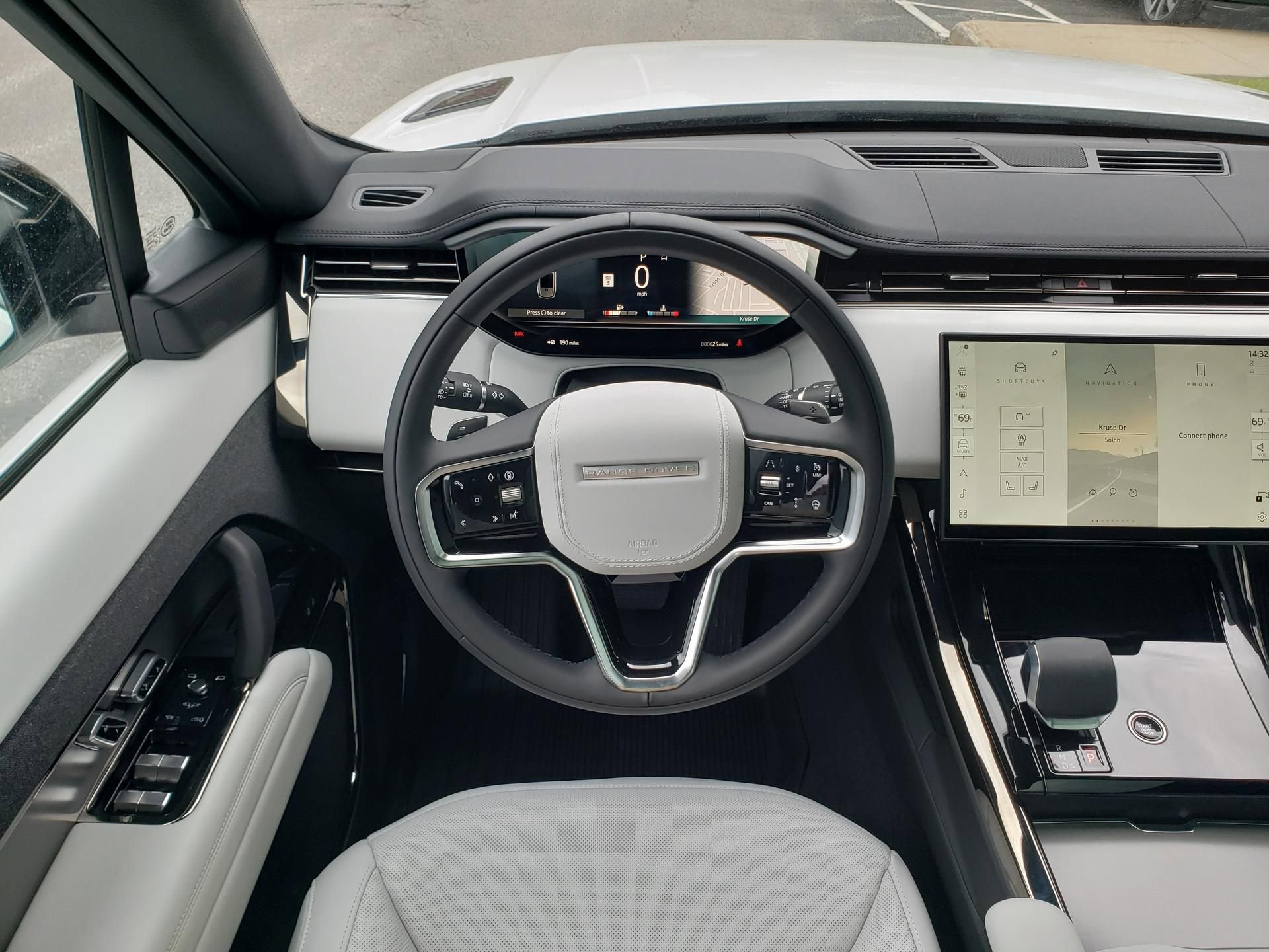 New 2026 Land Rover Range Rover Sport SE AWD/4WD image 14
