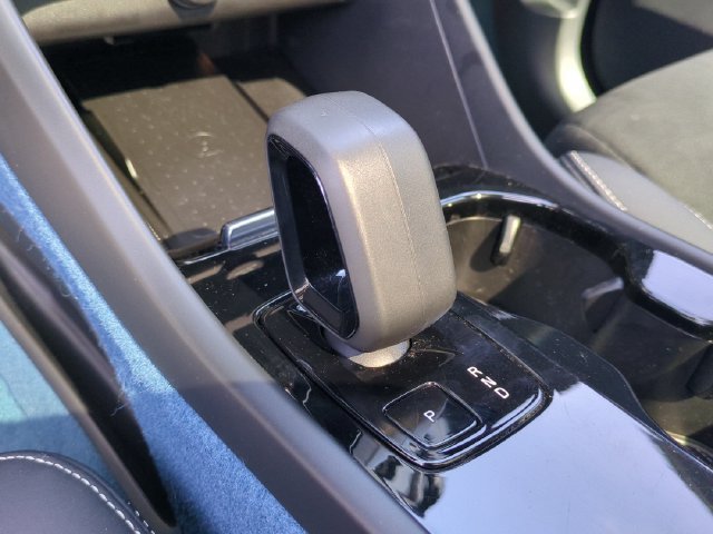Used 2023 Volvo C40 P8 Recharge Ultimate AWD/4WD image 20