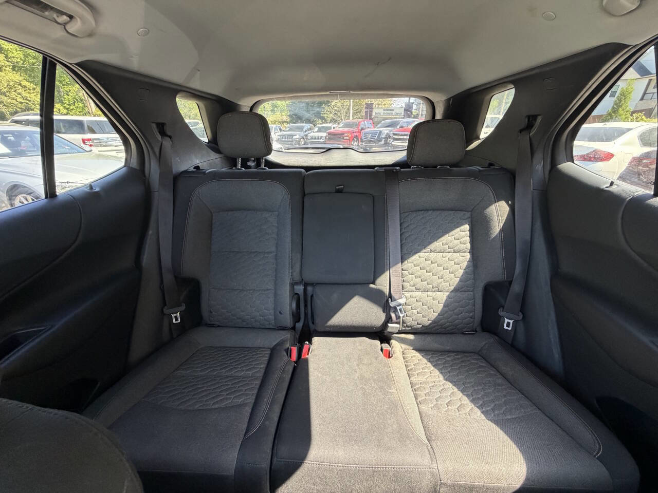 Used 2018 Chevrolet Equinox LT AWD/4WD image 19