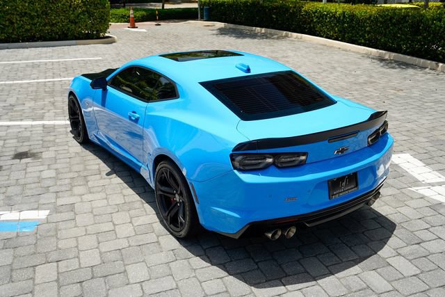 Used 2022 Chevrolet Camaro SS RWD image 21