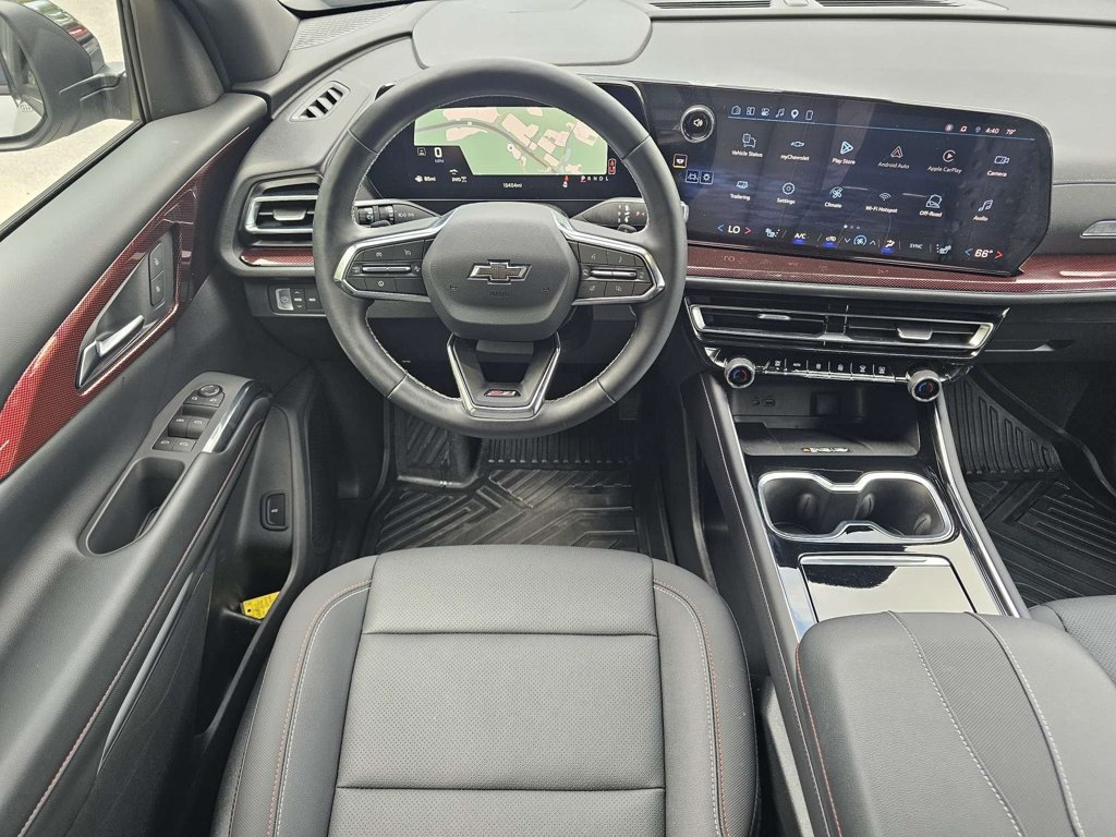 Used 2026 Chevrolet Traverse Z71 AWD/4WD image 17