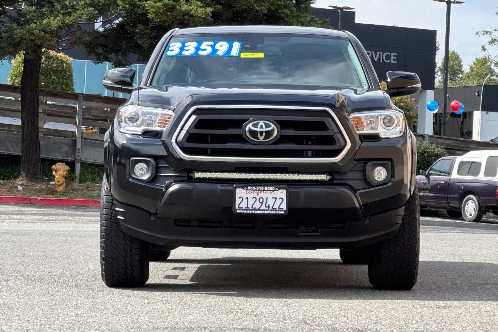Used 2020 Toyota Tacoma SR5 w/ Technology Package AWD/4WD image 12