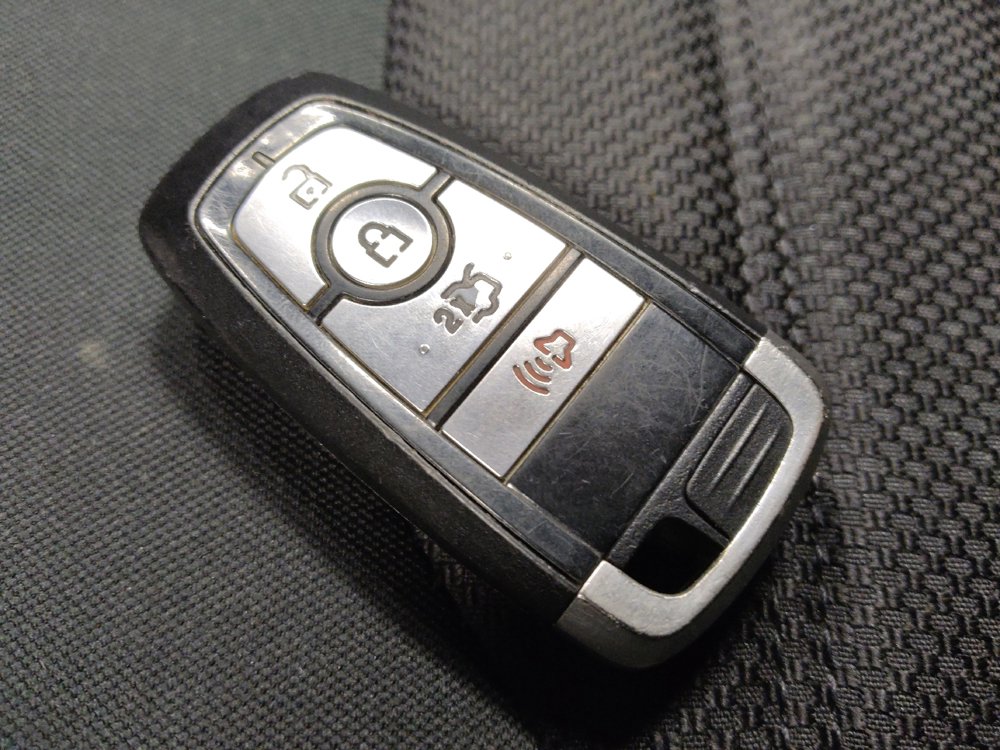 Used 2019 Ford Fusion SE image 32