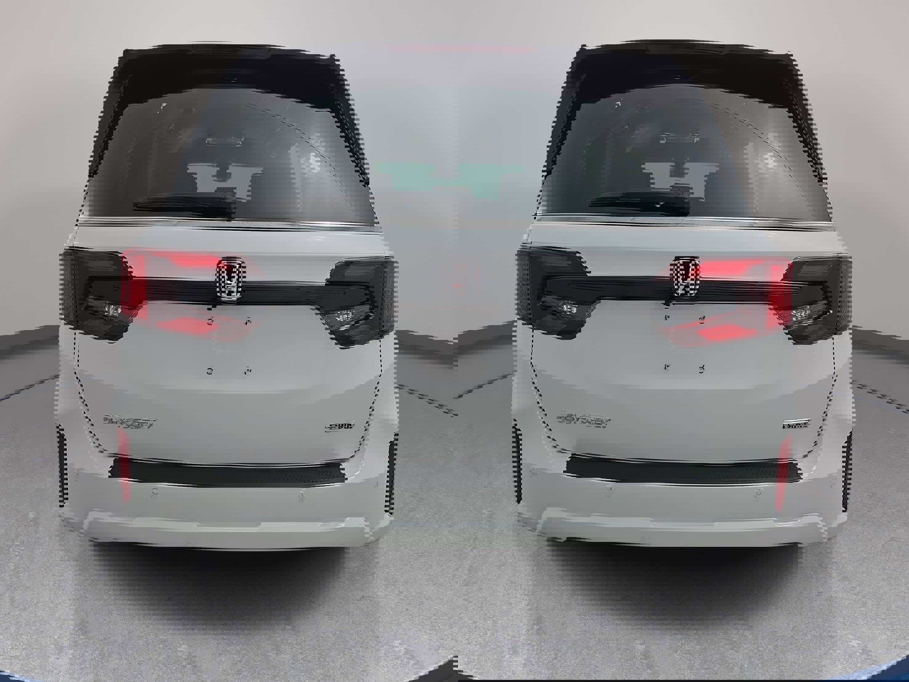 New 2026 Honda Odyssey Touring image 6