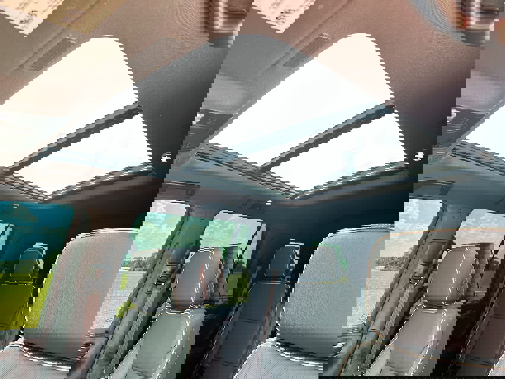 Used 2025 Chevrolet Tahoe Premier image 22