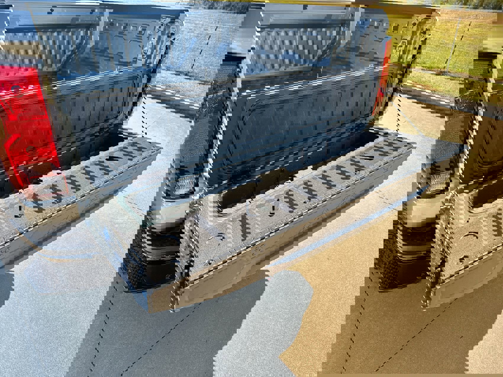 Certified 2024 Chevrolet Colorado Trail Boss w/ Technology Package image 24