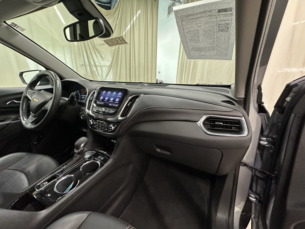 Used 2024 Chevrolet Equinox Premier FWD image 17