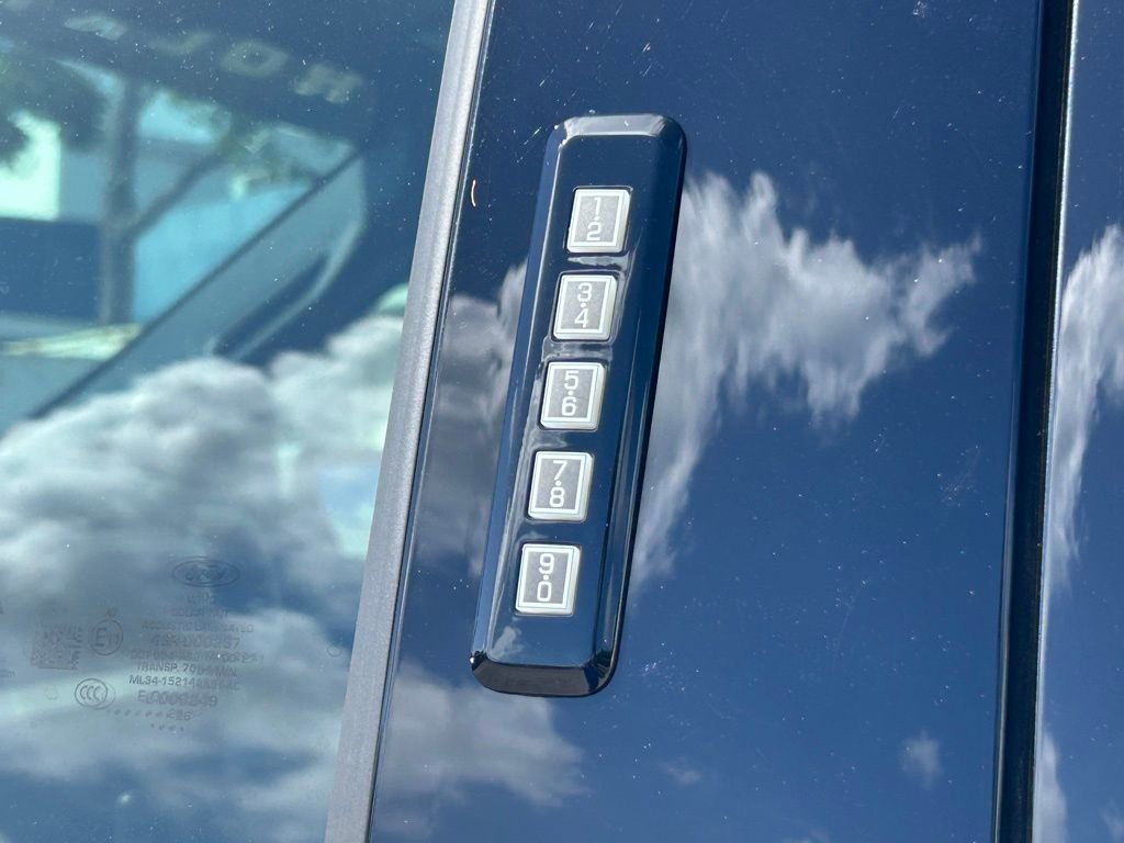 New 2026 Ford F150 Lariat w/ Equipment Group 502A High image 16