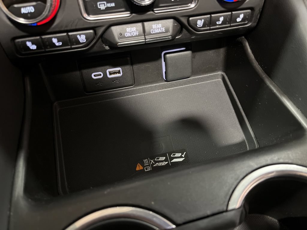 Certified 2023 GMC Yukon AT4 w/ Technology Package AWD/4WD image 33