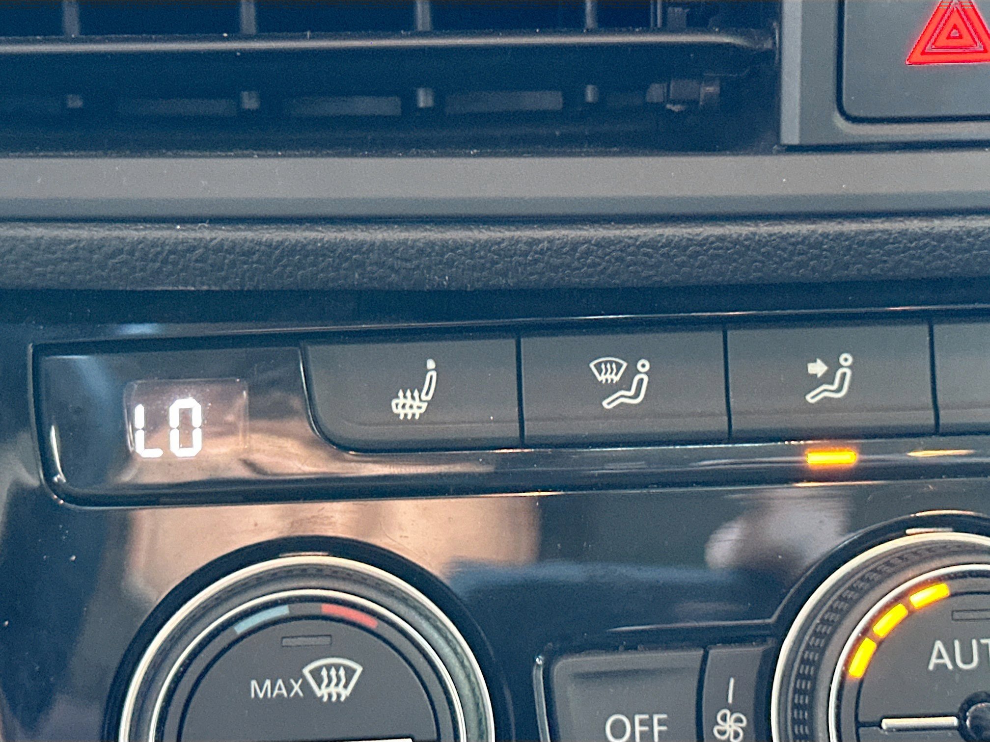 Used 2019 Volkswagen Jetta SE image 19