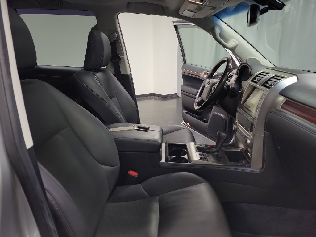 Used 2019 Lexus GX 460 Premium AWD/4WD image 33