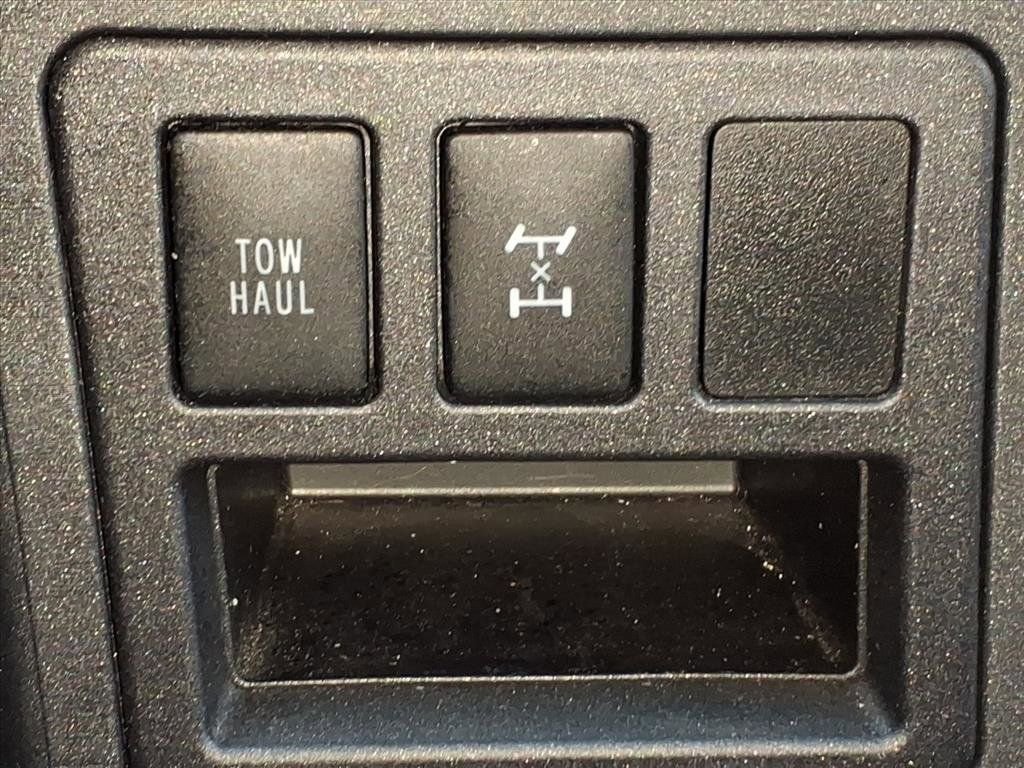 Used 2021 Toyota Sequoia SR5 image 18