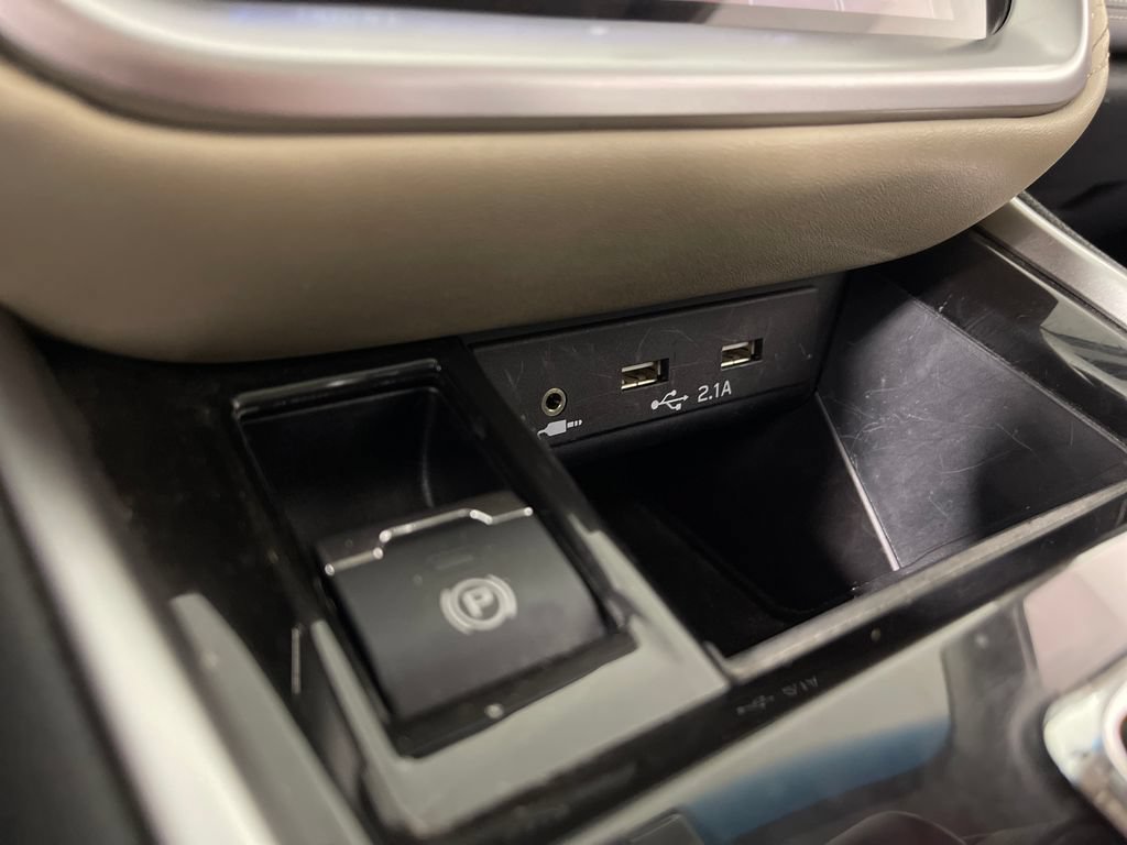 Used 2022 Subaru Outback Limited w/ Popular Package #2 AWD/4WD image 24