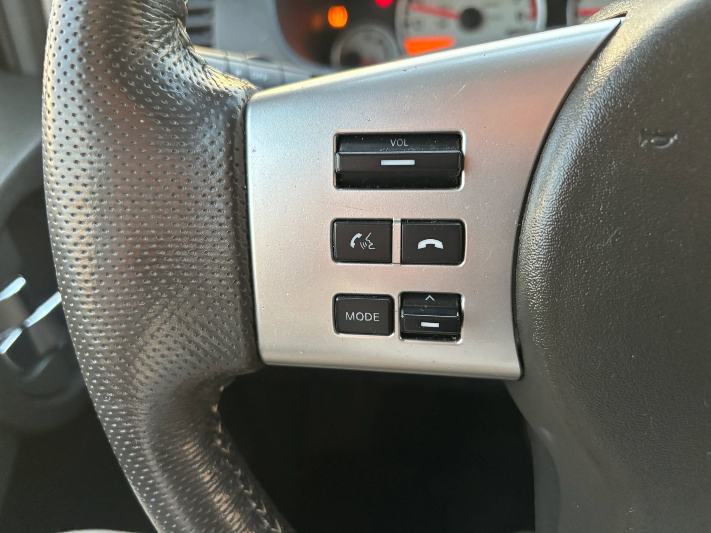 Used 2015 Nissan Xterra PRO-4X image 16