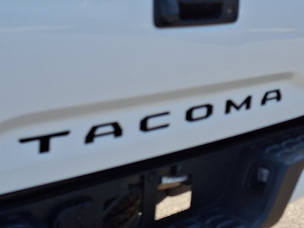 Certified 2023 Toyota Tacoma TRD Sport w/ Black Out Package (TMS) AWD/4WD image 31