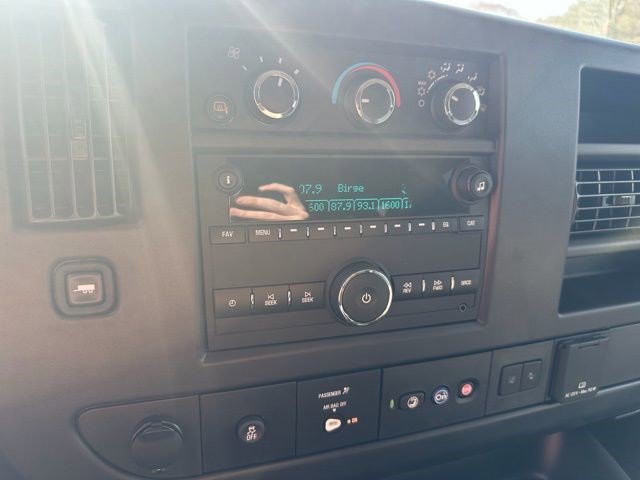 Certified 2024 Chevrolet Express 3500 LT w/ LT Preferred Equipment Group image 13