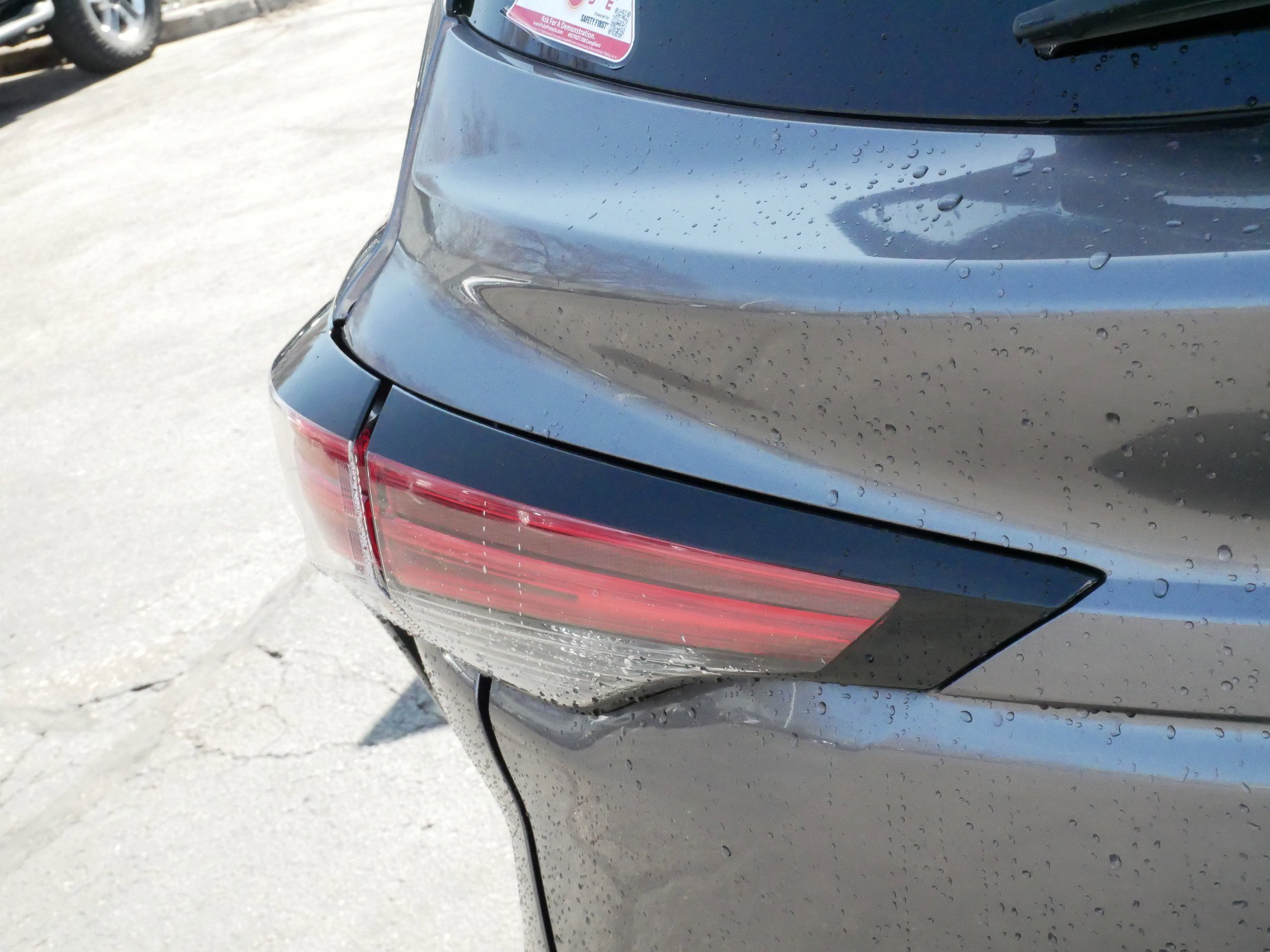 Certified 2024 Toyota Sienna Platinum image 17