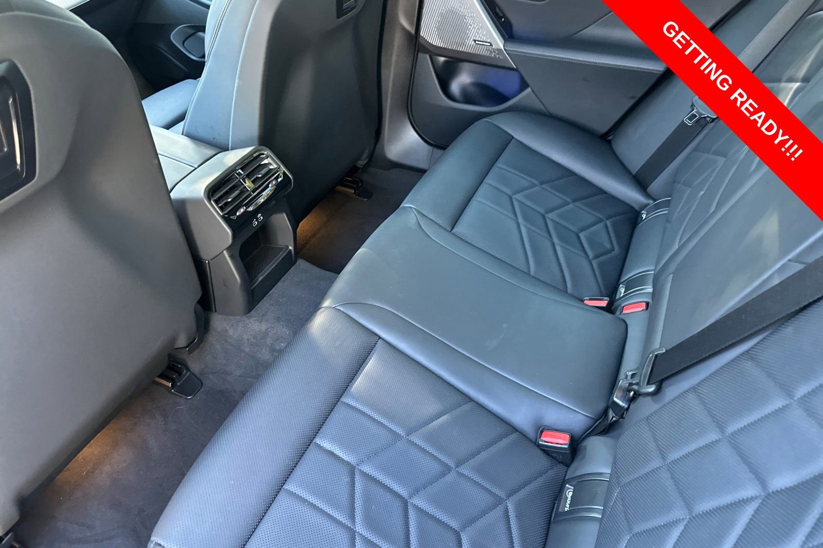 Used 2025 BMW i5 eDrive40i w/ M Sport Package image 12